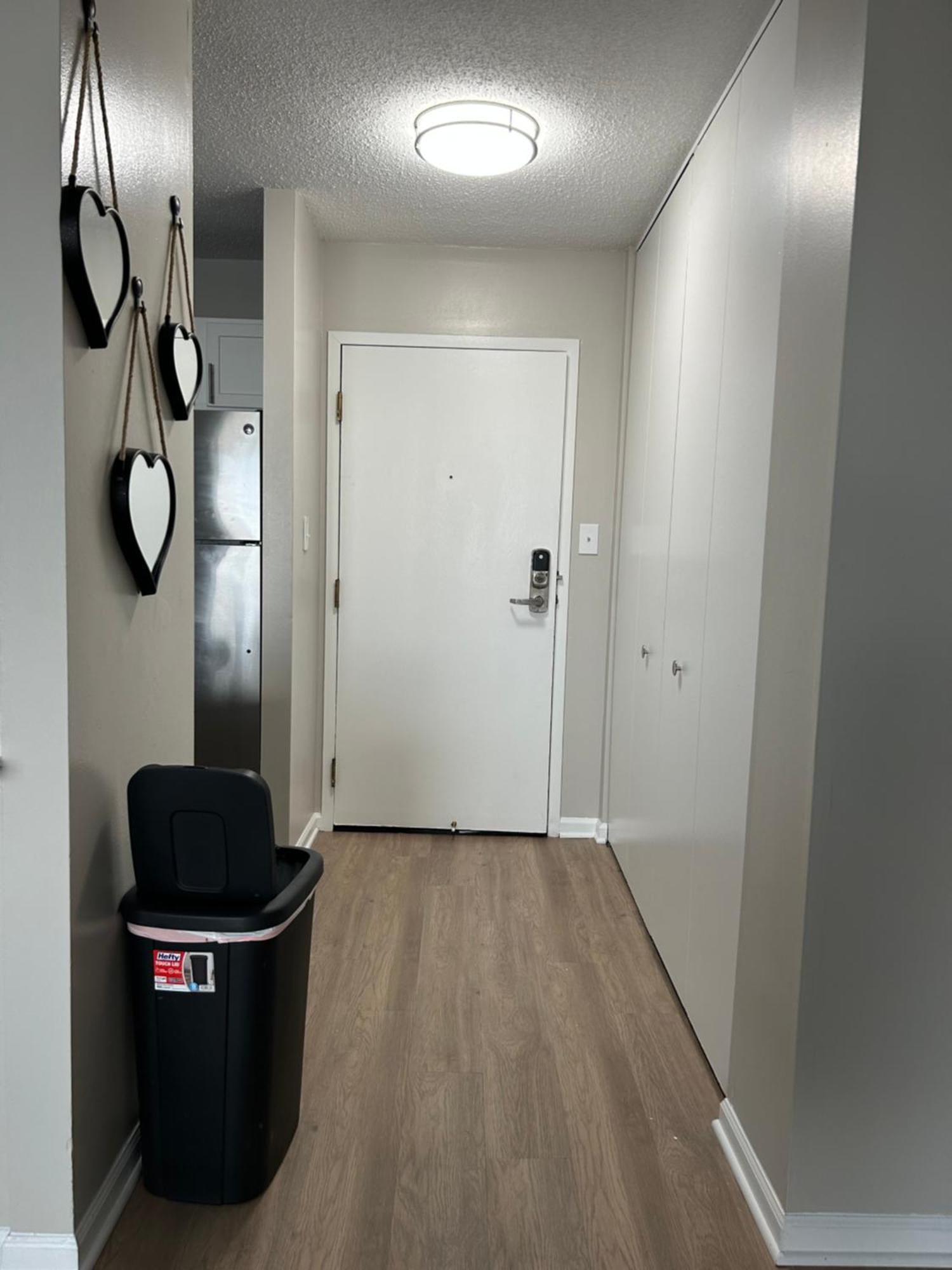 Cozy1 Bdrm Apartment Located In The Heart Of Downtown Oak Park By Glow & Explore ภายนอก รูปภาพ
