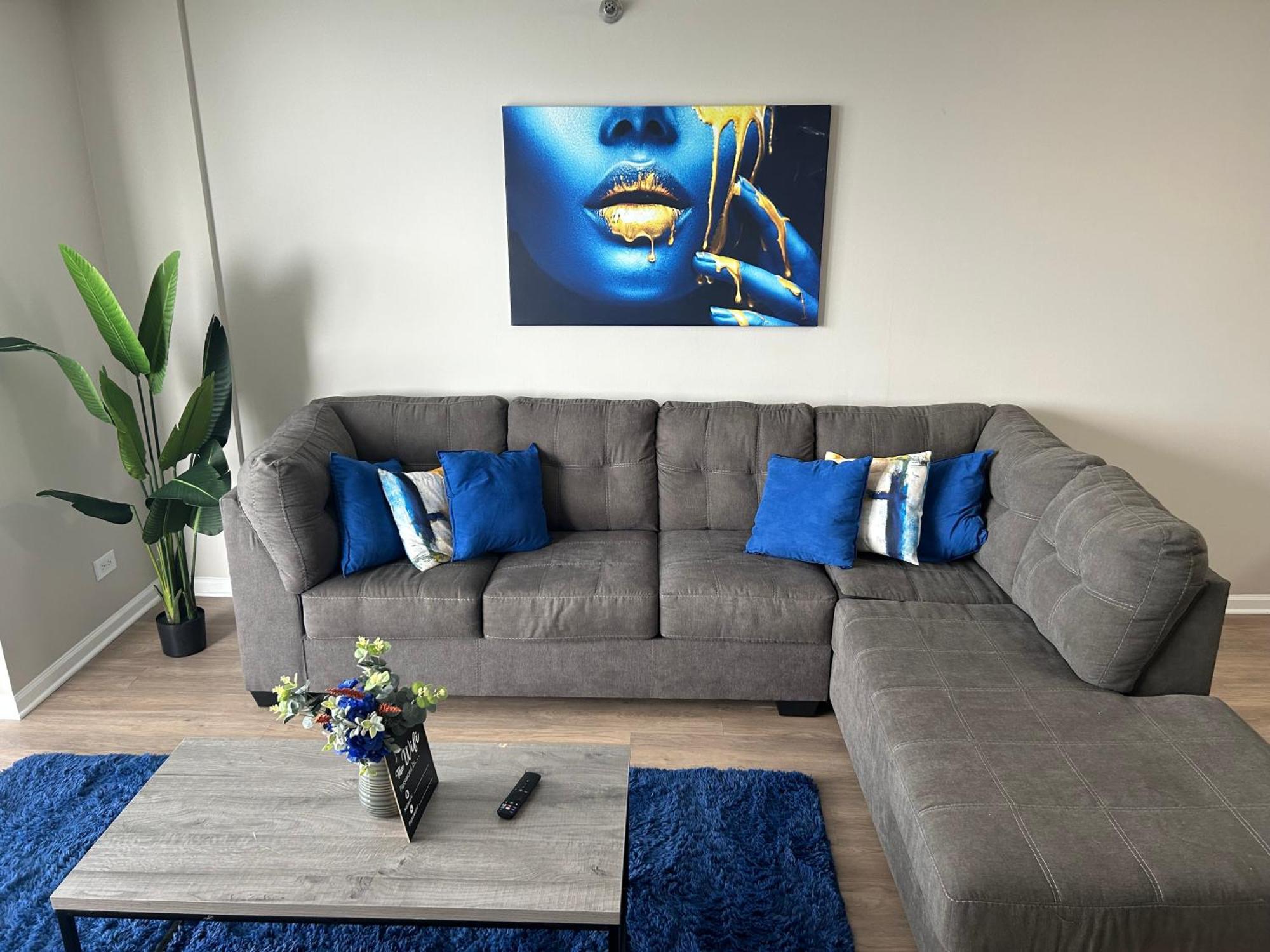 Cozy1 Bdrm Apartment Located In The Heart Of Downtown Oak Park By Glow & Explore ภายนอก รูปภาพ